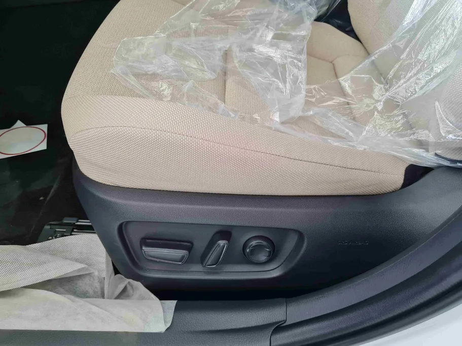 تويوتا كامري LE 2026 