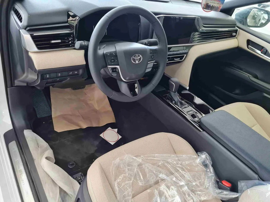 تويوتا كامري LE 2026 