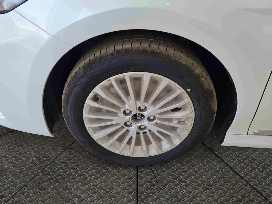 تويوتا كامري LE 2026 