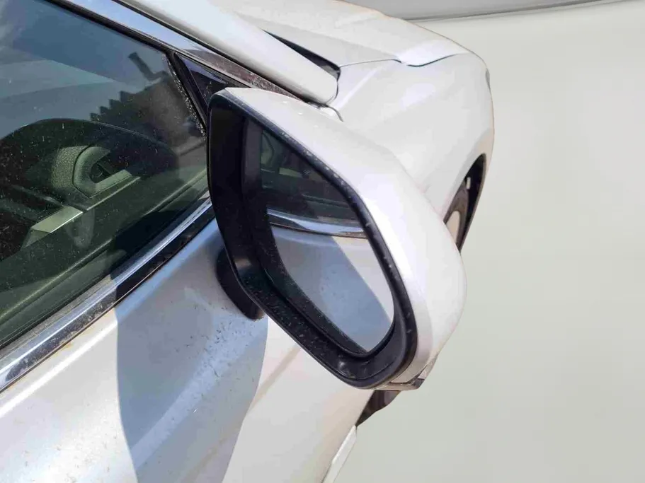 تويوتا كامري LE 2026 