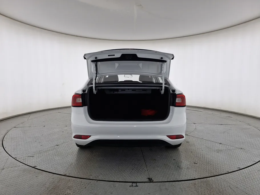 ام جي 5 STD 2023 