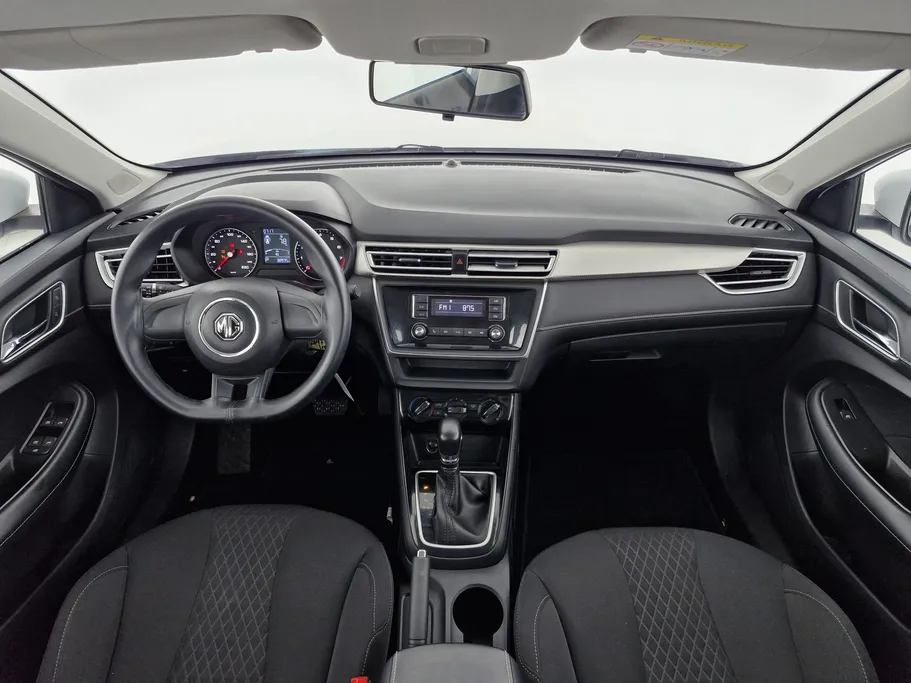 ام جي 5 STD 2023 