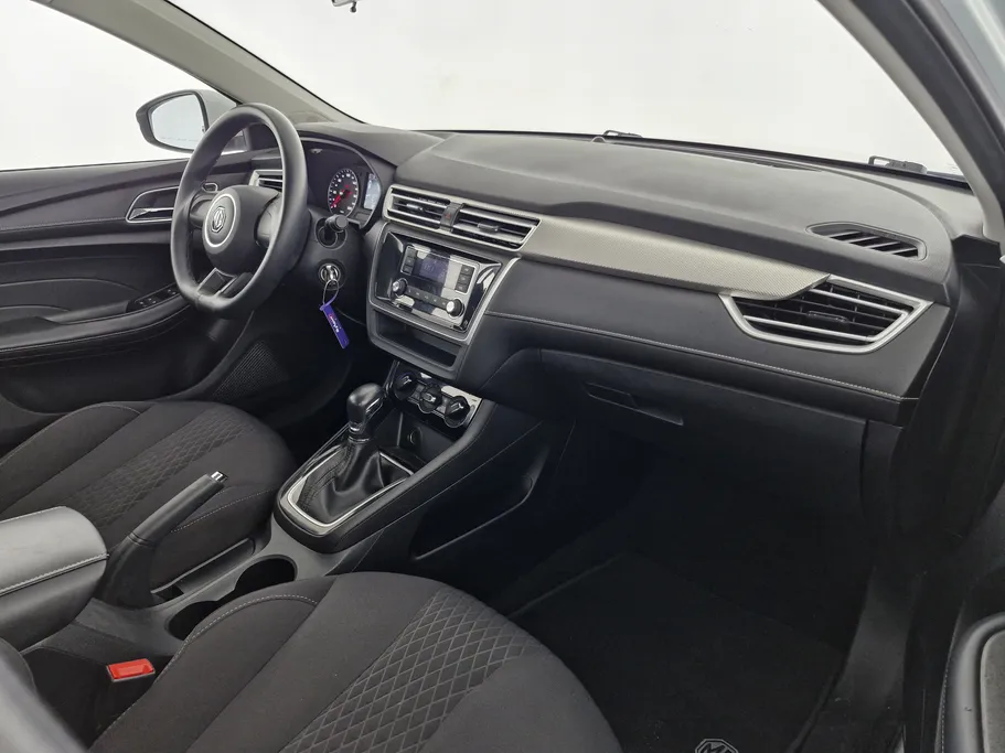 ام جي 5 STD 2023 