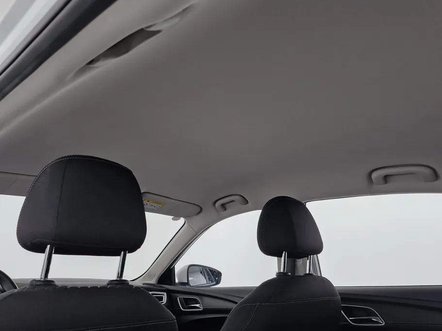 ام جي 5 STD 2023 