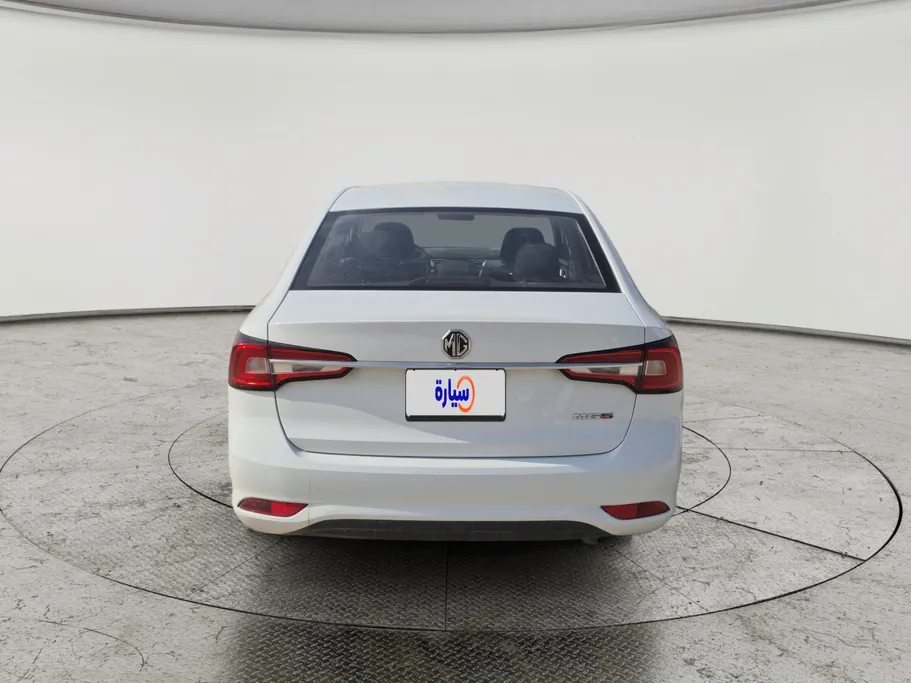 ام جي 5 STD 2023 