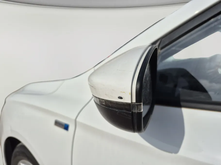 ام جي 5 STD 2023 