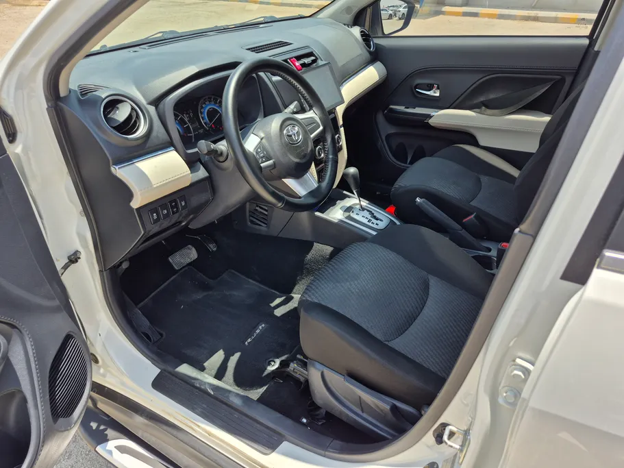 2023 Toyota Rush G 