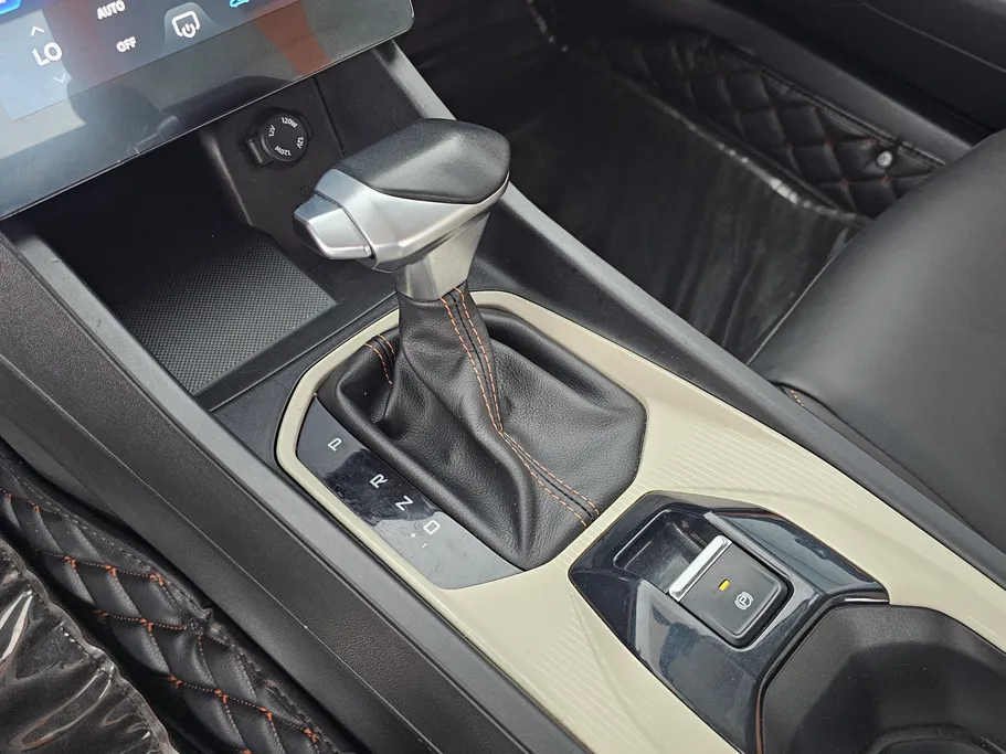 دونج فينج شاين E1 2025 