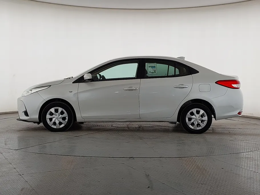 تويوتا يارس Y 2022 