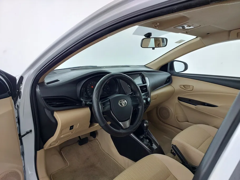 تويوتا يارس Y 2022 