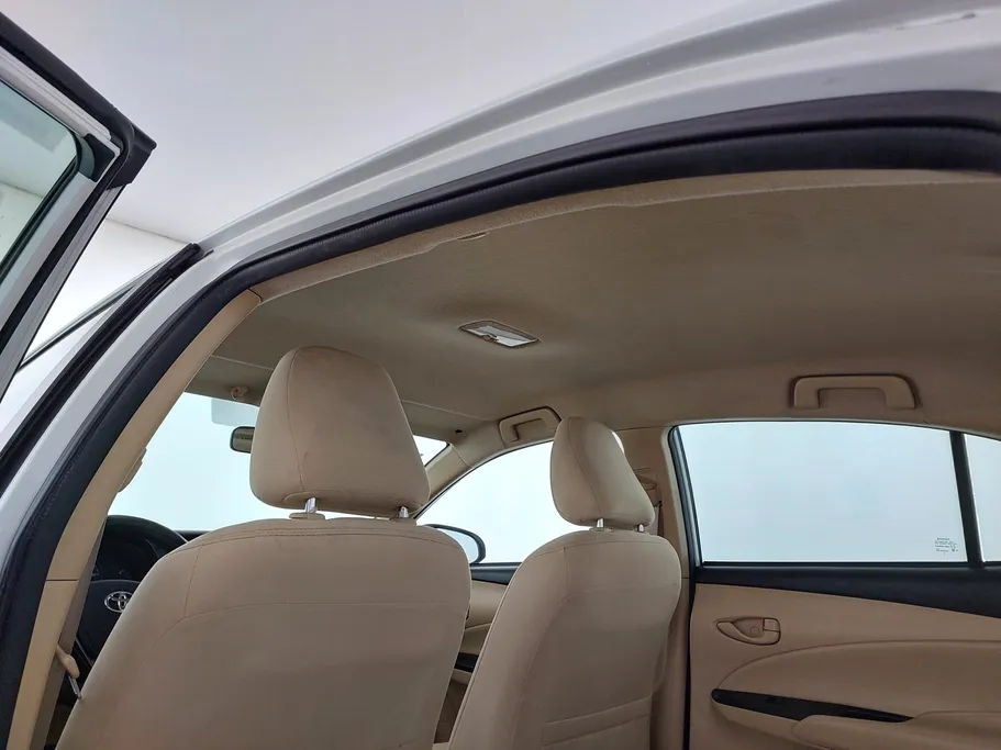 تويوتا يارس Y 2022 