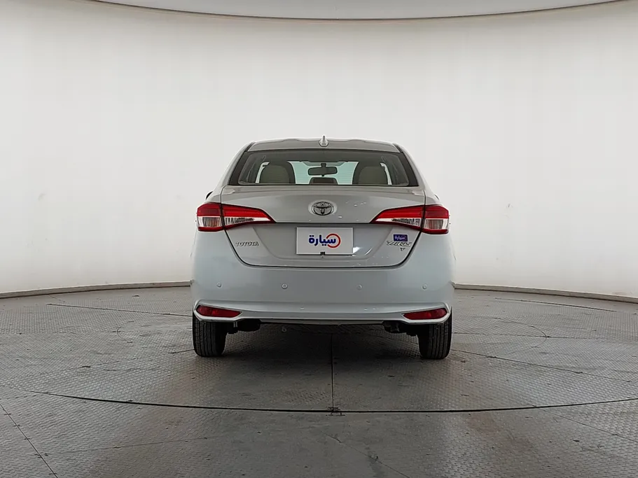 تويوتا يارس Y 2022 