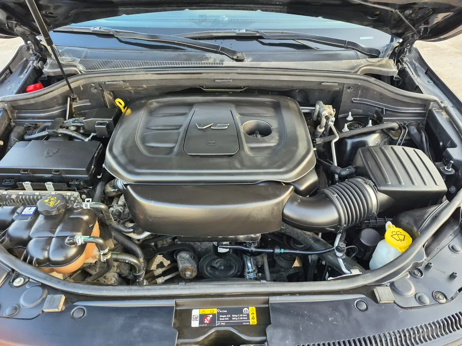 جيب جراند شيروكي لاريدو 2021 