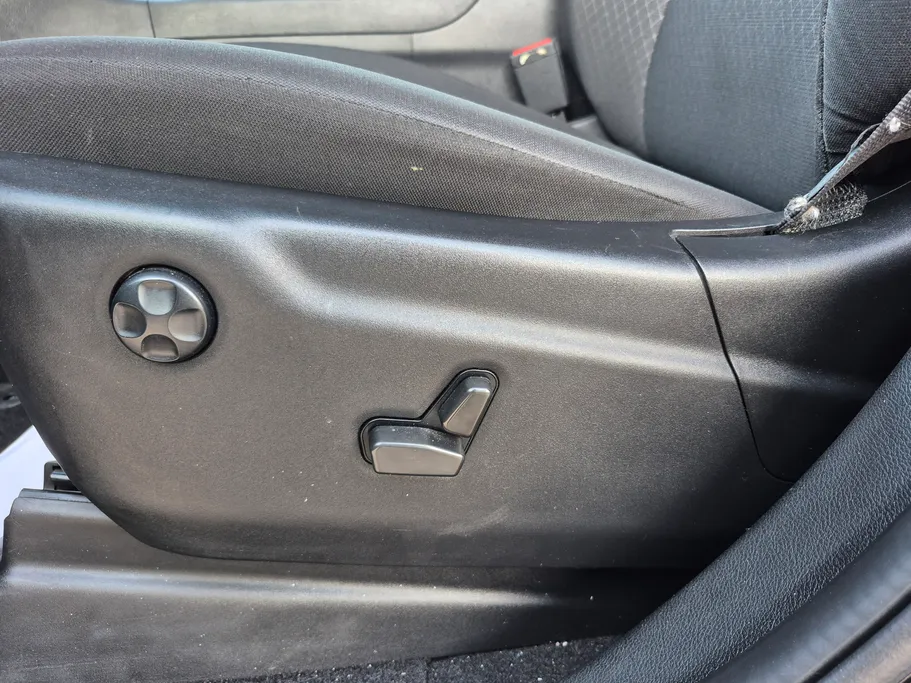 جيب جراند شيروكي لاريدو 2021 