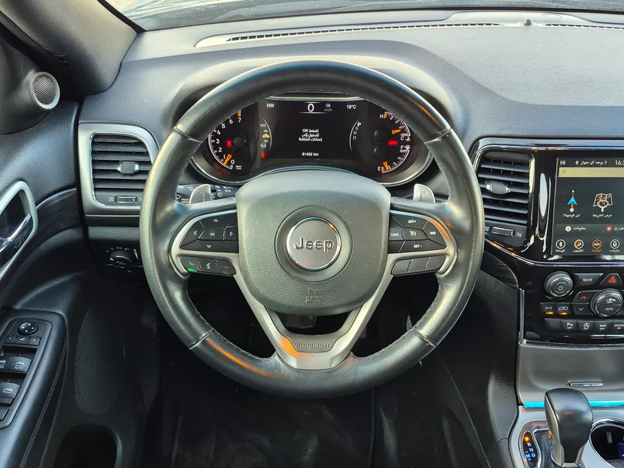 جيب جراند شيروكي لاريدو 2021 