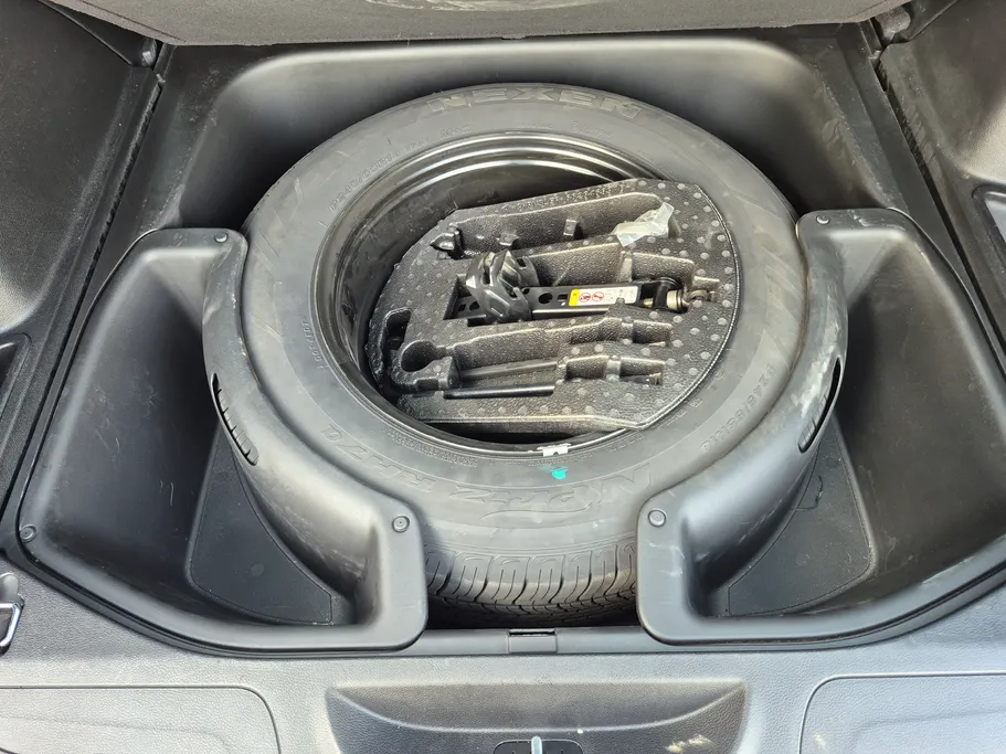 جيب جراند شيروكي لاريدو 2021 