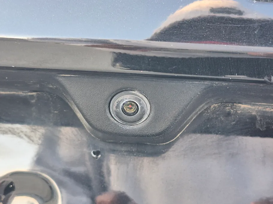 جيب جراند شيروكي لاريدو 2021 