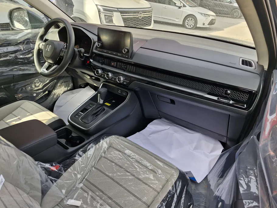 هوندا CRV LX 2025 