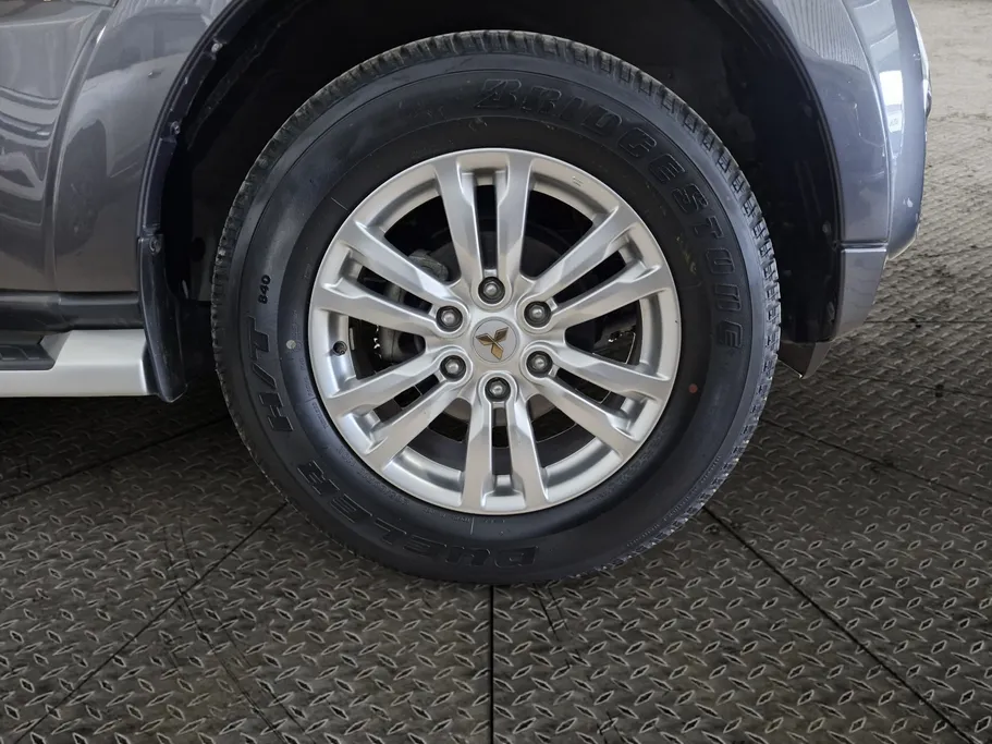 ميتسوبيشي باجيرو GLS 5Doors 2022 