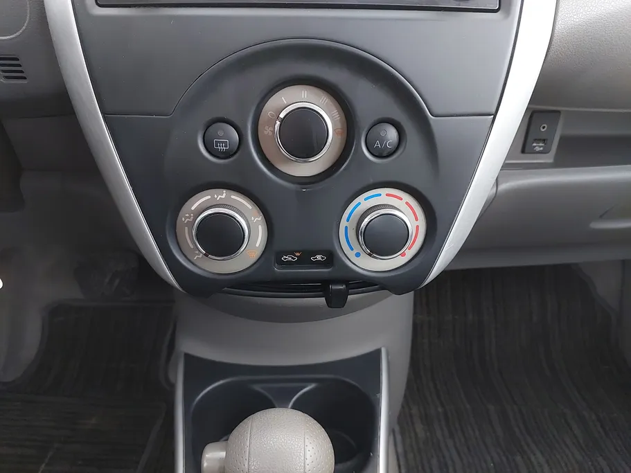 2023 Nissan Sunny SV Comfort 