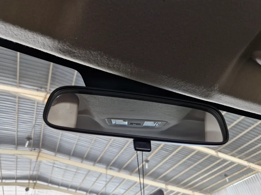 2023 Toyota Yaris  Y 