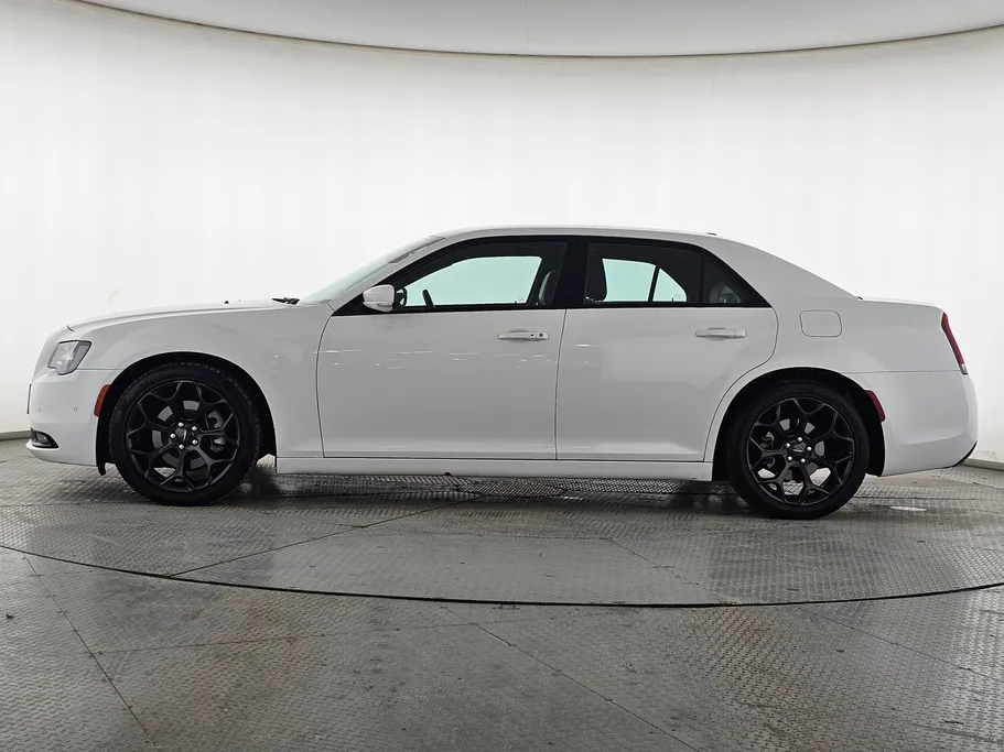 2021 Chrysler 300 S 