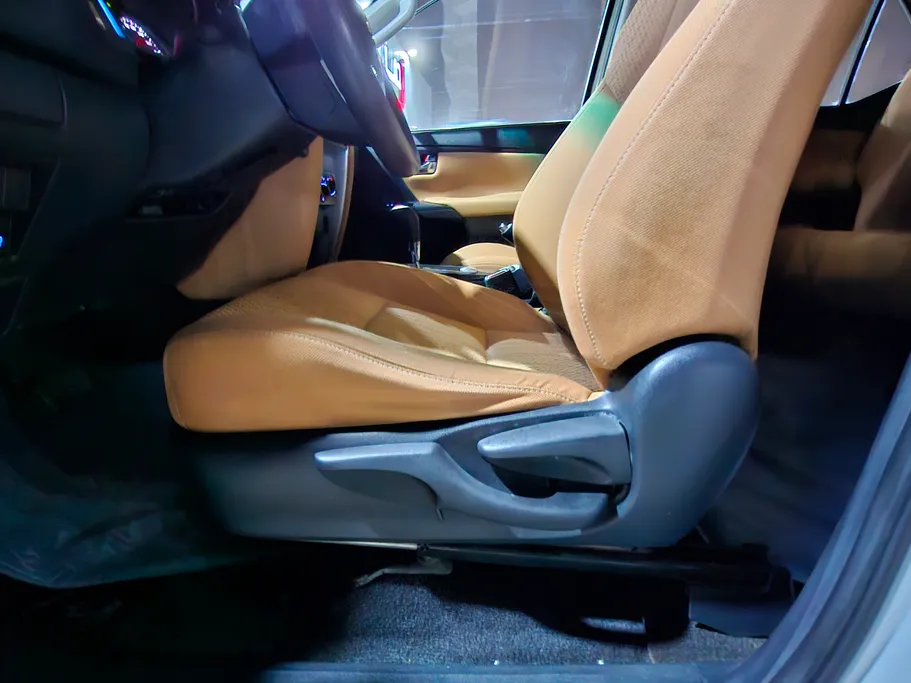 تويوتا فورتشنر GX 2023 