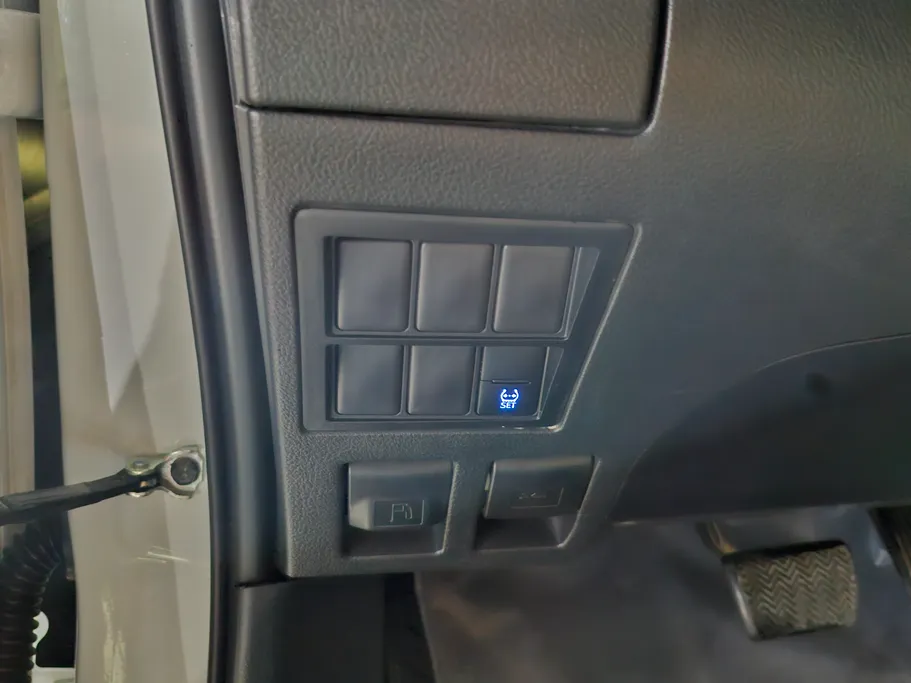 تويوتا فورتشنر GX 2023 