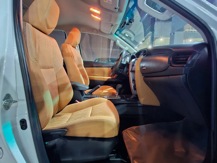 تويوتا فورتشنر GX 2023 