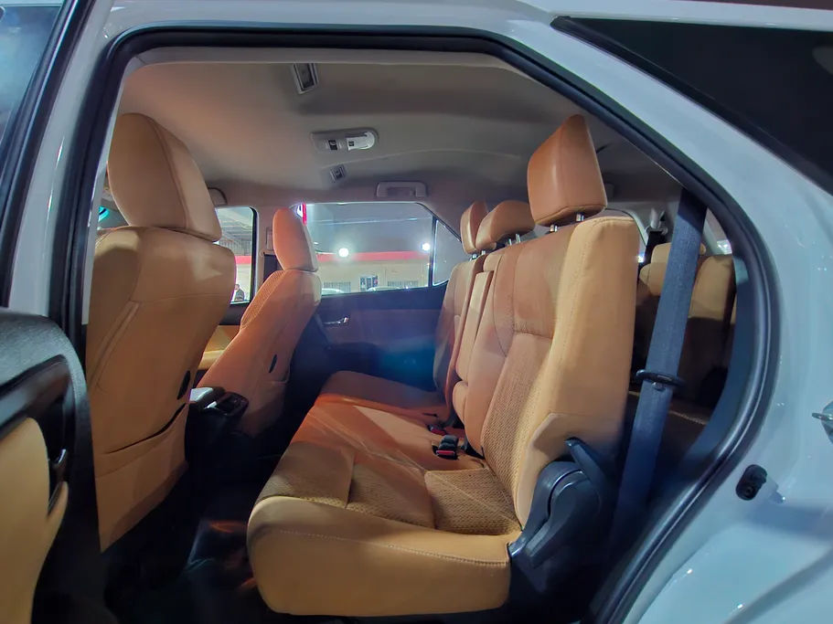 تويوتا فورتشنر GX 2023 