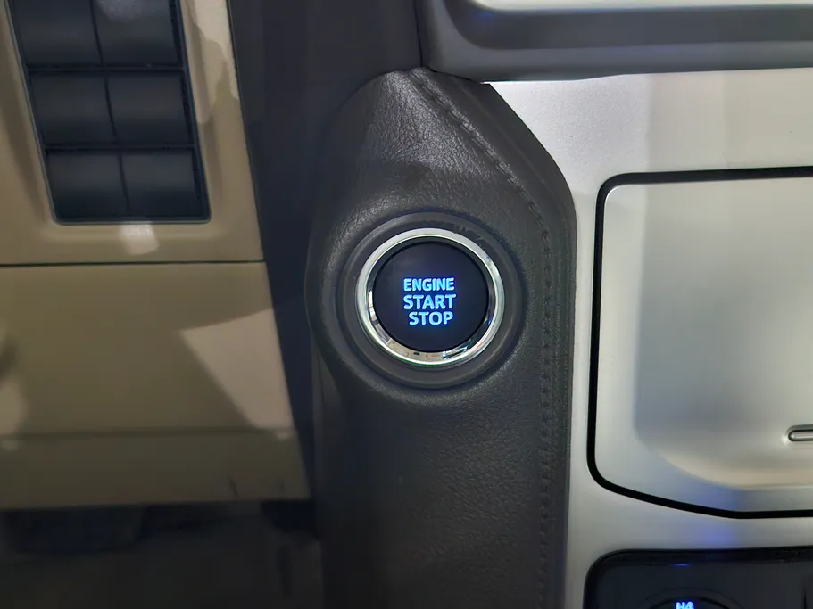 تويوتا برادو TXL 2023 