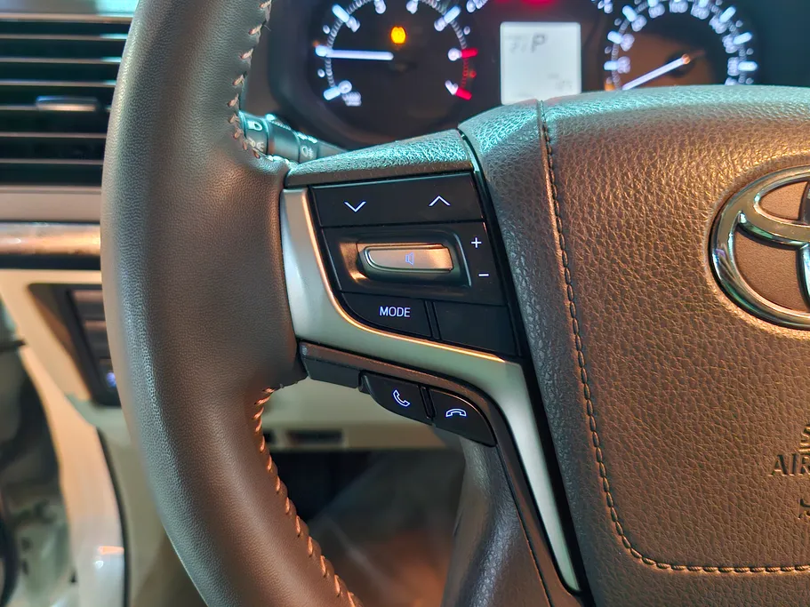 تويوتا برادو TXL 2023 