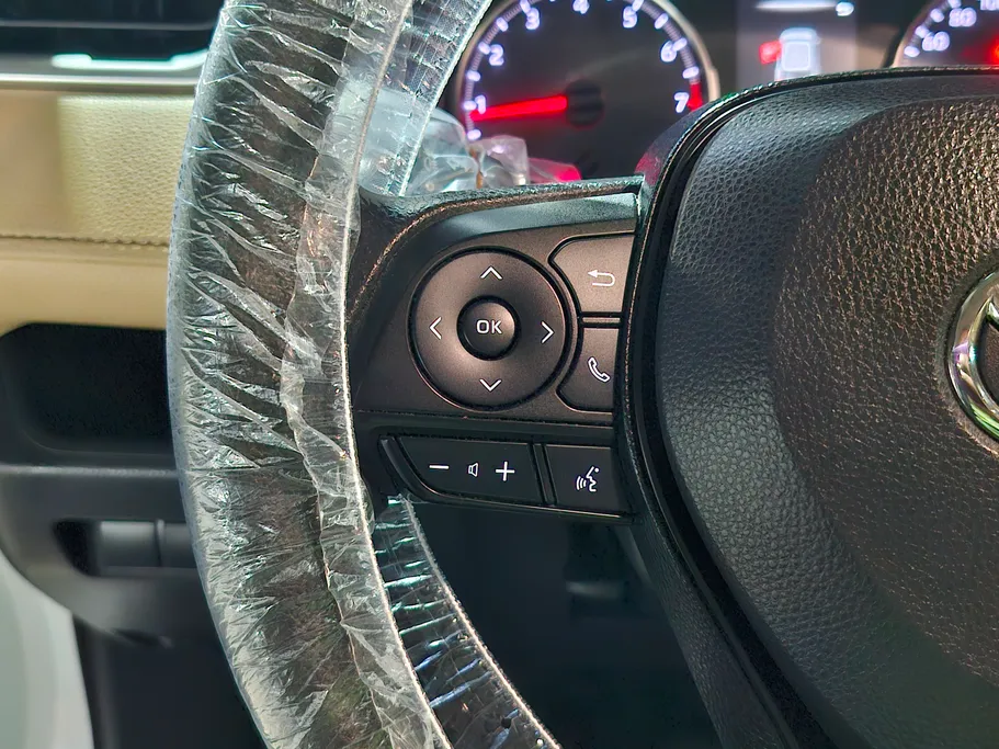 تويوتا راف فور LE 2023 