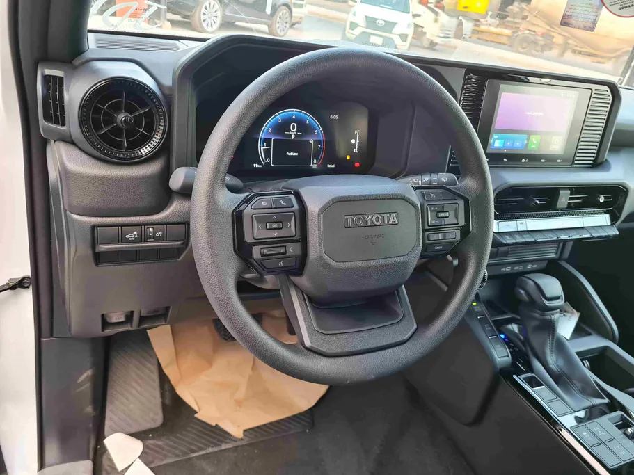 تويوتا برادو TXL1 2026 