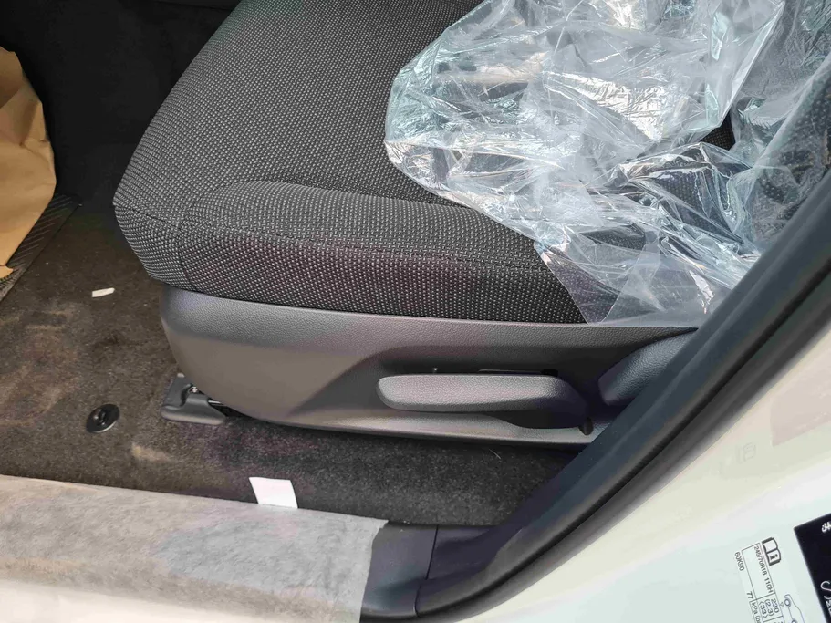 تويوتا برادو TXL1 2026 