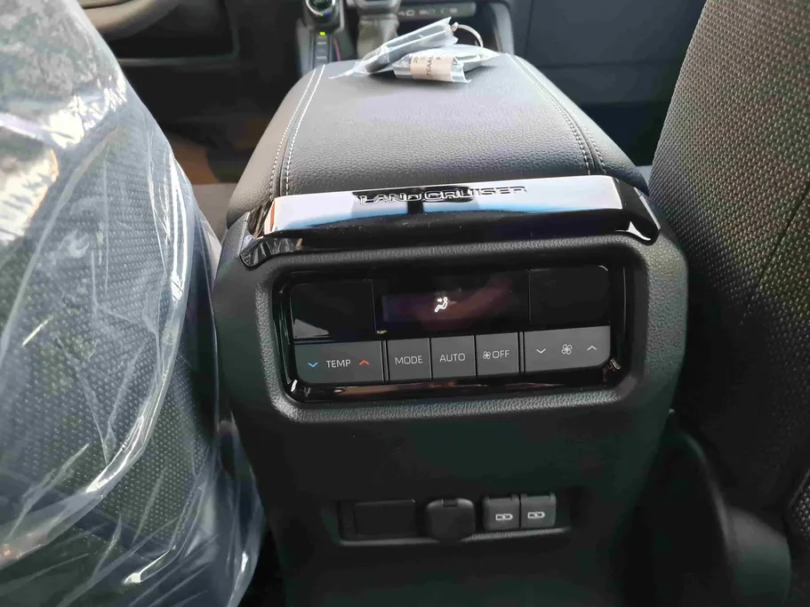 تويوتا برادو TXL1 2026 