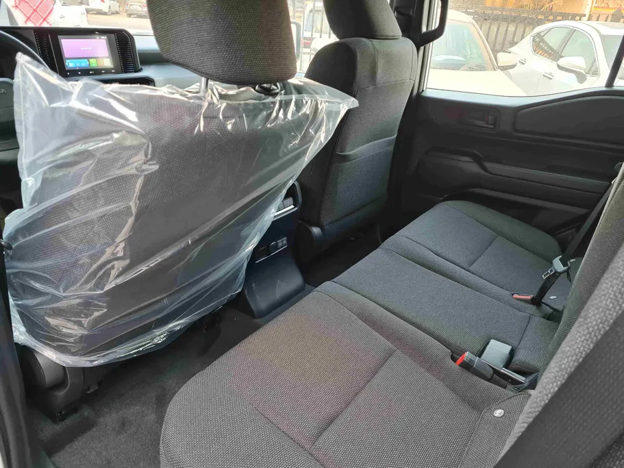 تويوتا برادو TXL1 2026 