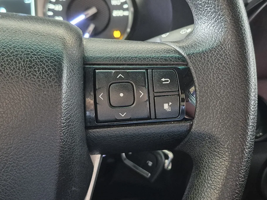 2022 Toyota Hilux GLX 