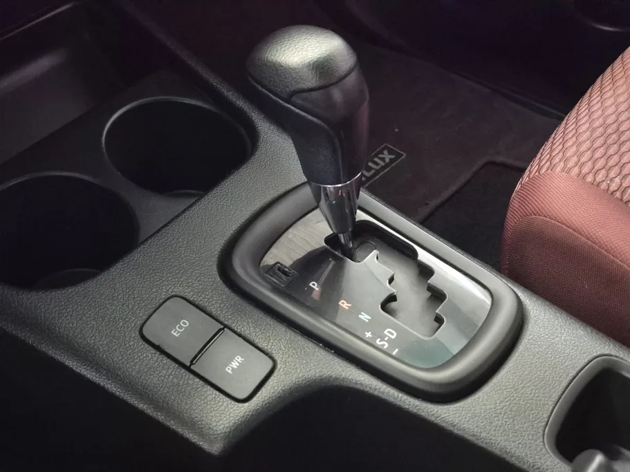 2022 Toyota Hilux GLX 