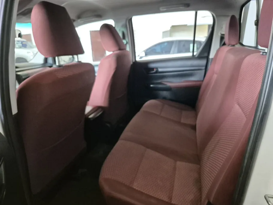 2022 Toyota Hilux GLX 