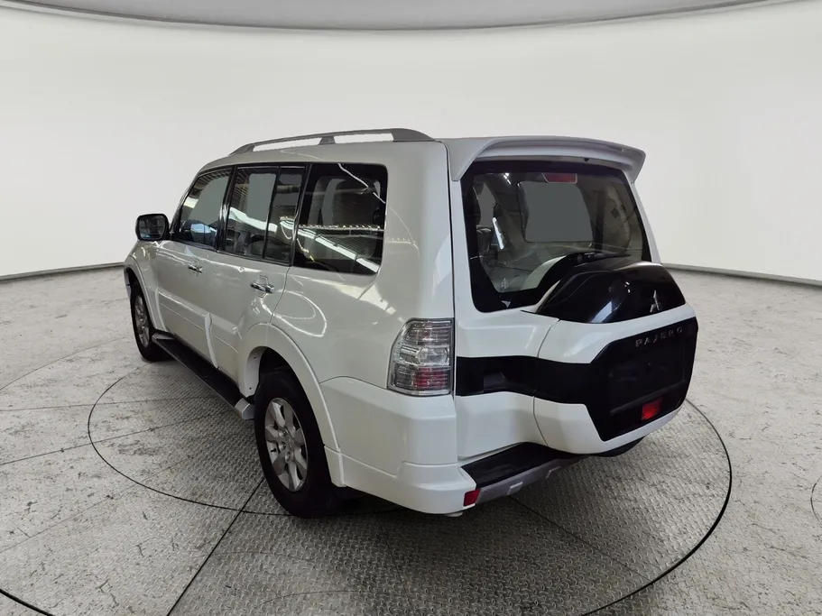 2020 Mitsubishi Pajero GLS 5Doors 