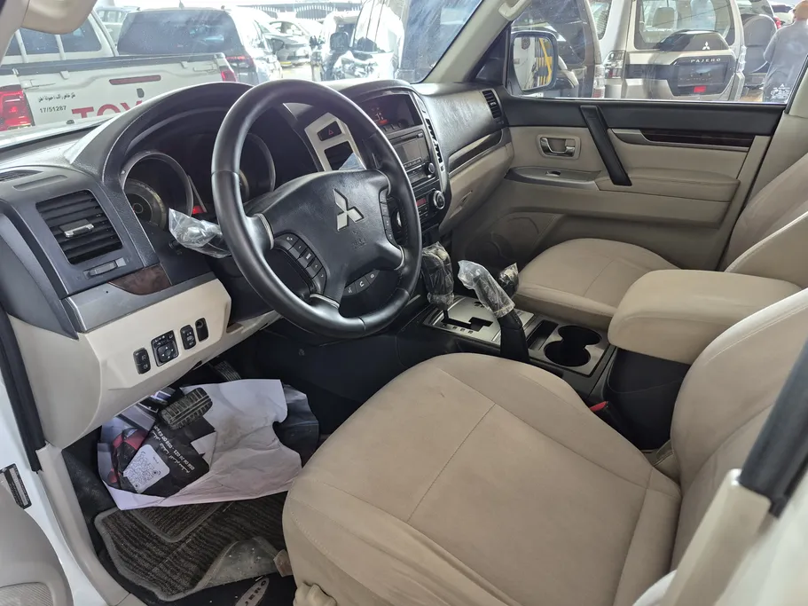 2020 Mitsubishi Pajero GLS 5Doors 