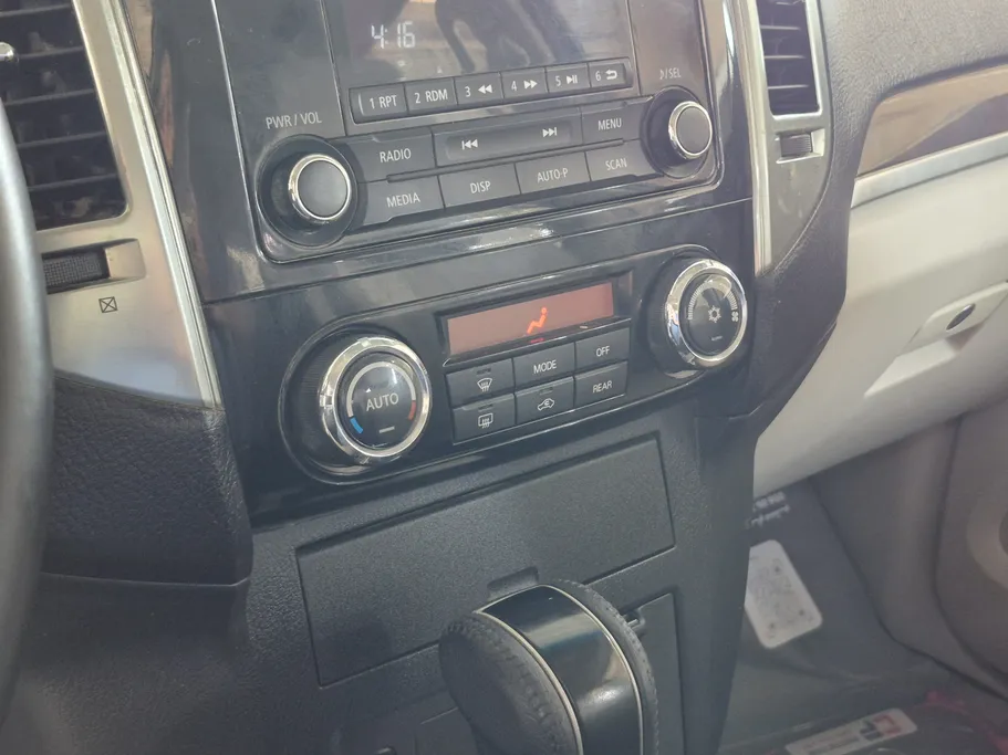 ميتسوبيشي باجيرو GLS 5Doors 2020 