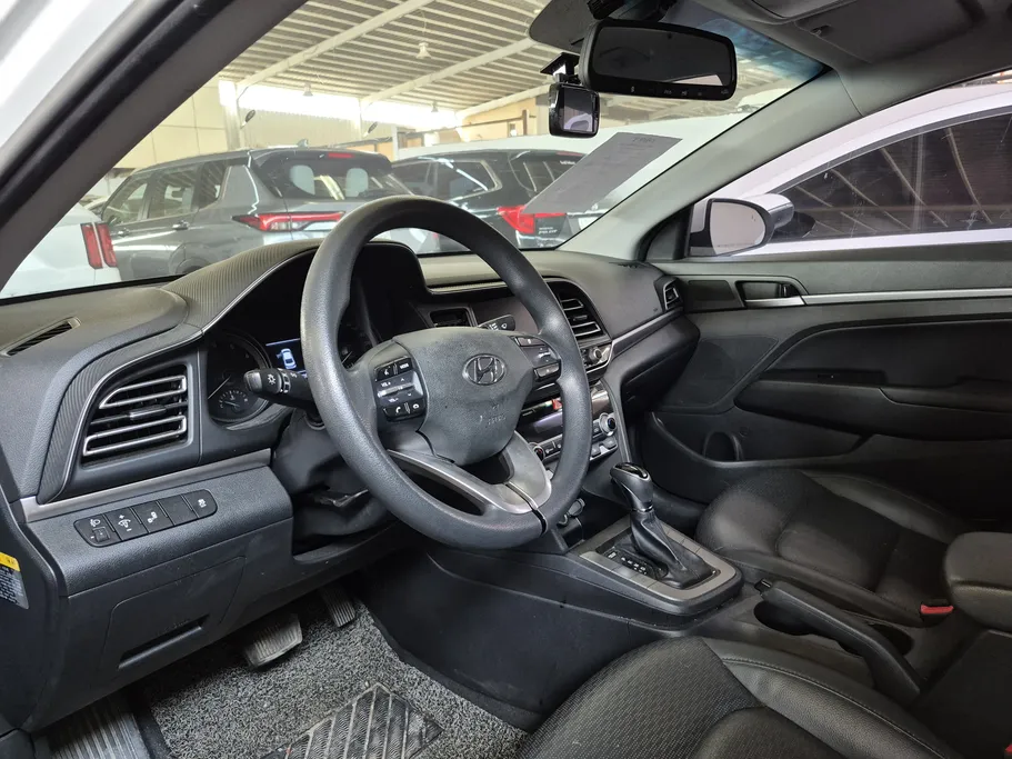 هيونداي أفانتي  2020 