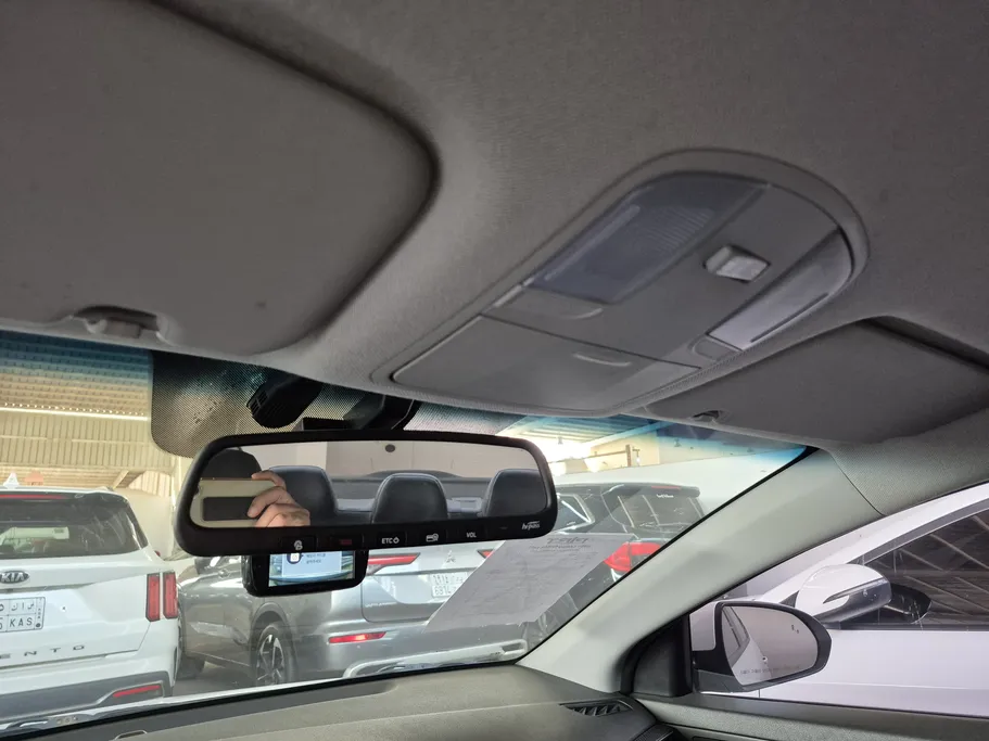 هيونداي أفانتي  2020 