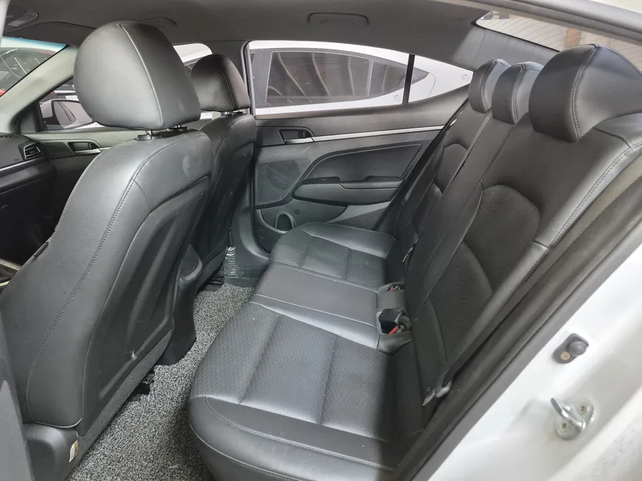 هيونداي أفانتي  2020 