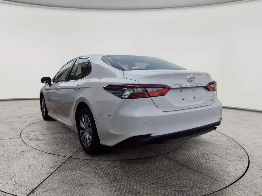 2022 Toyota Camry  LE 