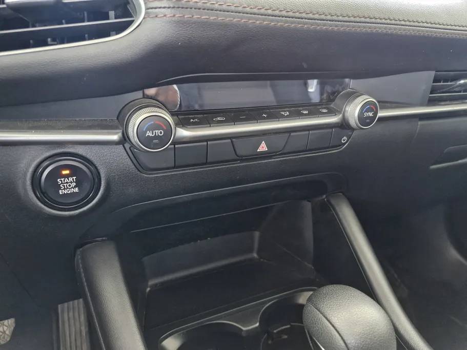 2024 Mazda 3 Basic 