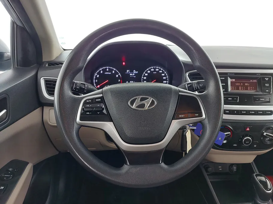 2022 Hyundai Accent Smart 