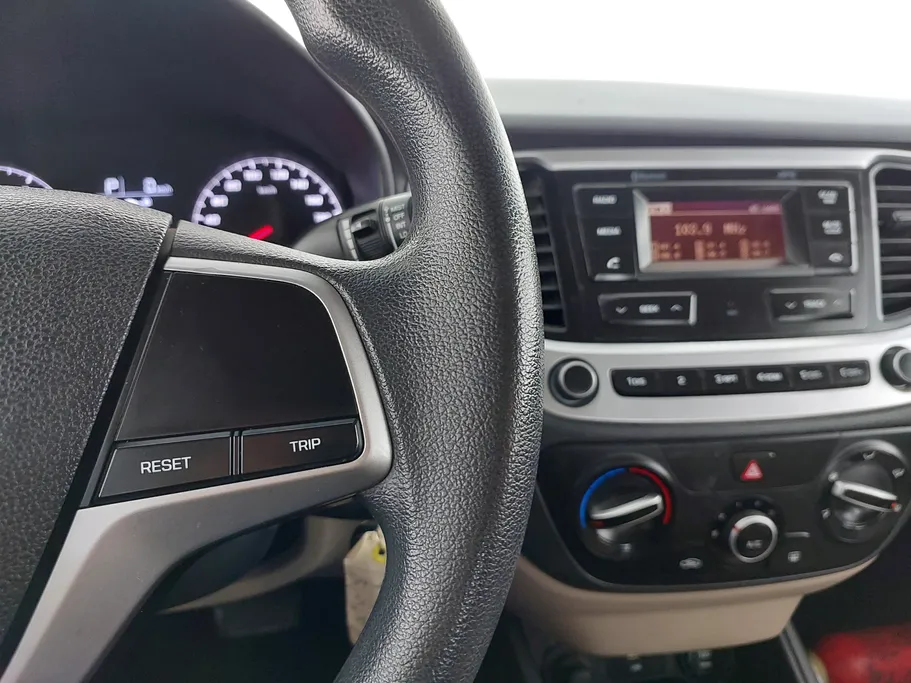 2022 Hyundai Accent Smart 